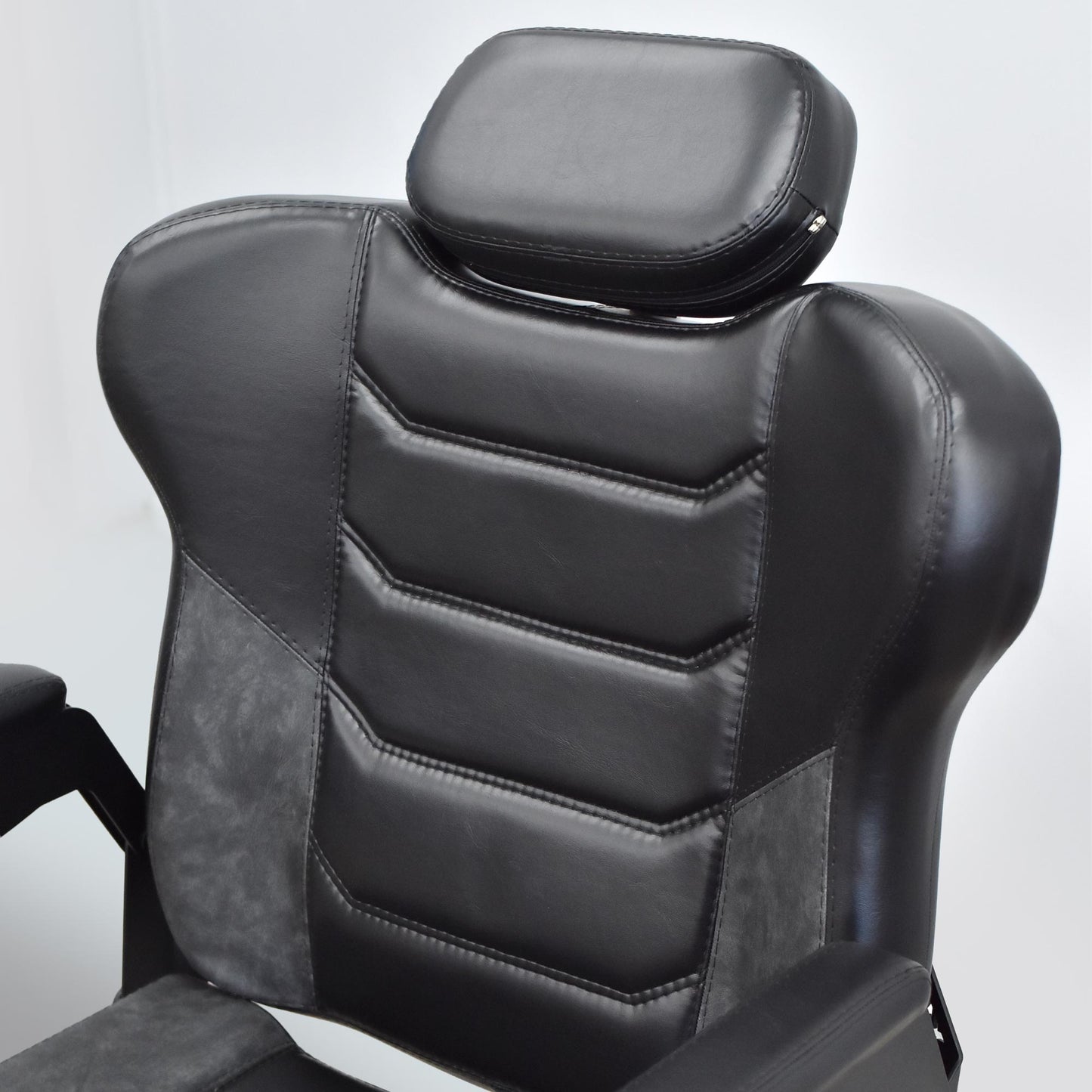 X1 Pulse Barber Chair